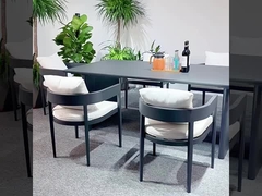 Mesas e cadeiras personalizadas, casas, pátios, impermeabilização exterior, proteção solar, tudo.